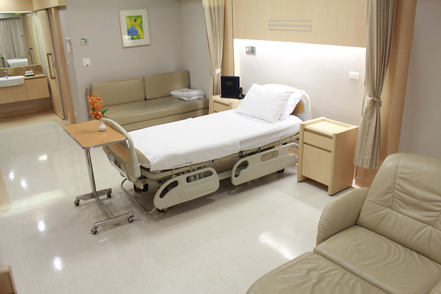 Nonthavej Hospital Vip First Class